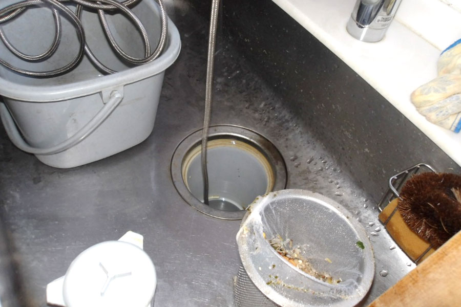 築25年戸建て キッチン排水管の高圧洗浄
